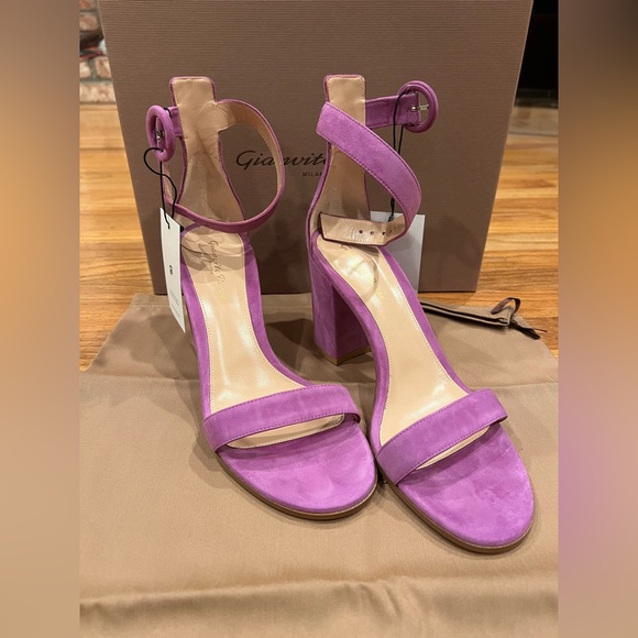 NEW IN BOX GIANVITO ROSSI VERSILIA 85MM BLOCK HEEL SANDALS PURPLE SUEDE 39